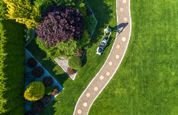 Cost of Mowing And Landscaping in Sheboygan