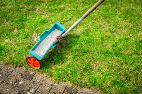 Cost of Commercial Lawn Treatment in Sheboygan